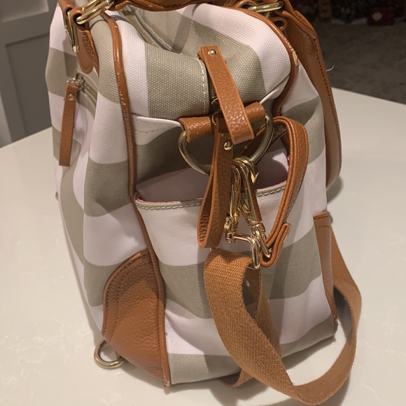 Coco and Kiwi The Provence diaper bag - Picture 10 of 15